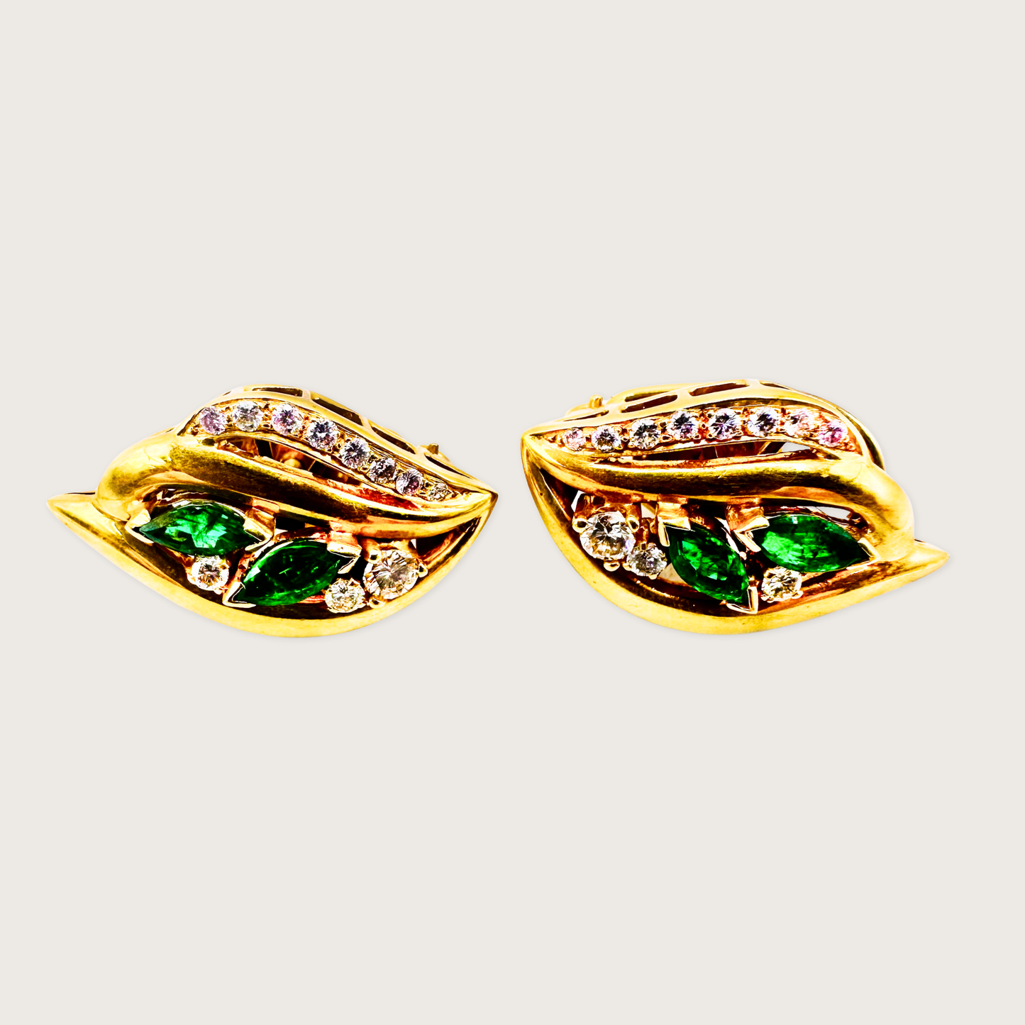 Enchanted Emerald Diamond Eartop in 18K Gold