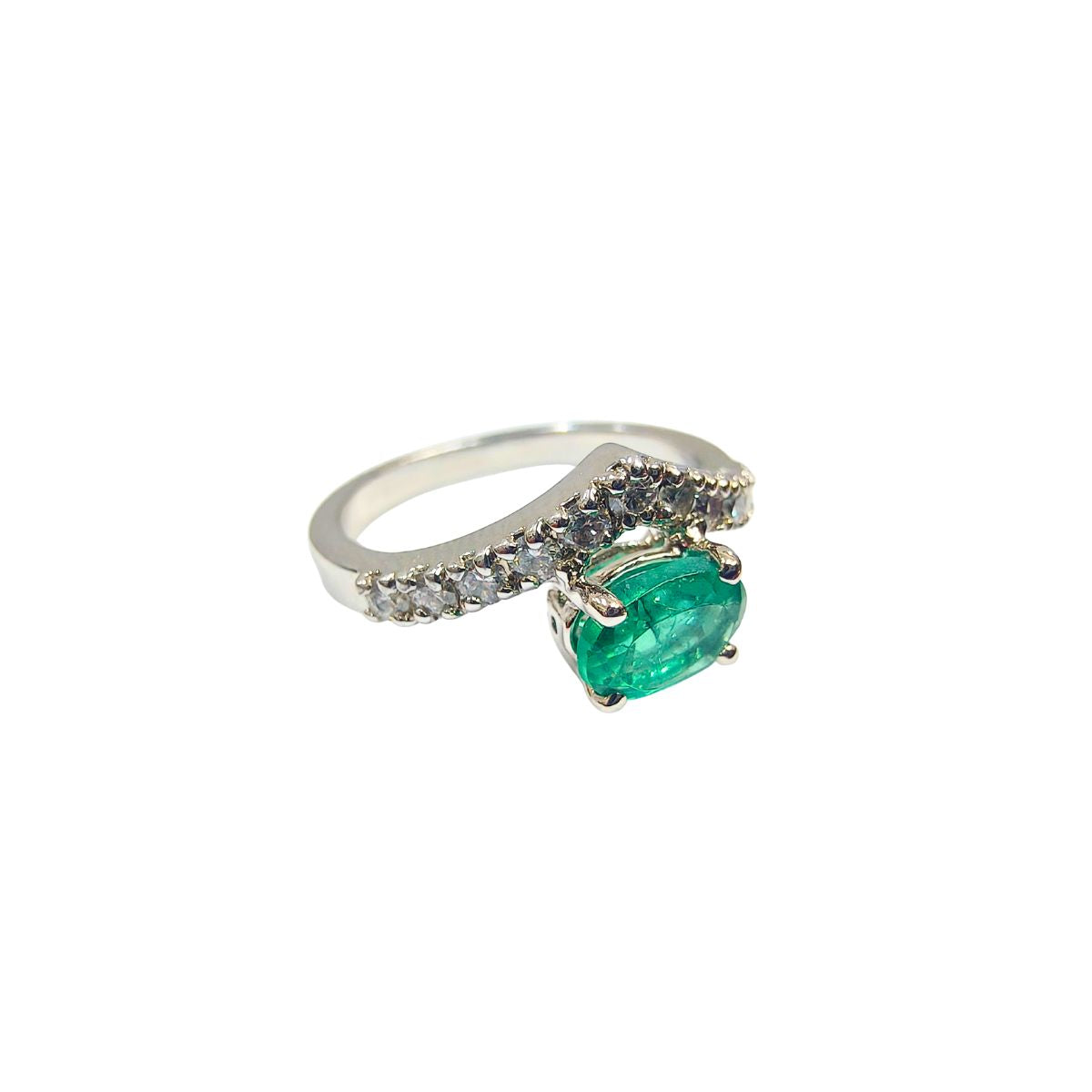A Curve of Sparkle, A Crown of Green-Graceful. Radiant. Effortlessly Elegant.