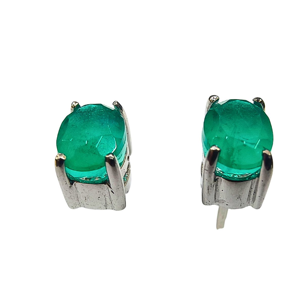 Classic Oval Emerald Stud Earrings