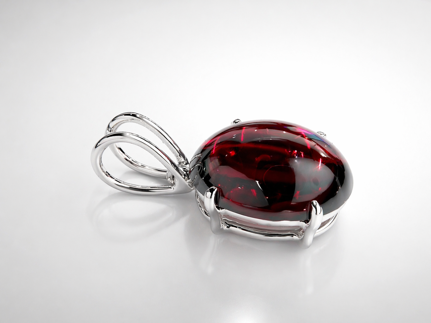 Garnet Cabocheon Silver Pendant