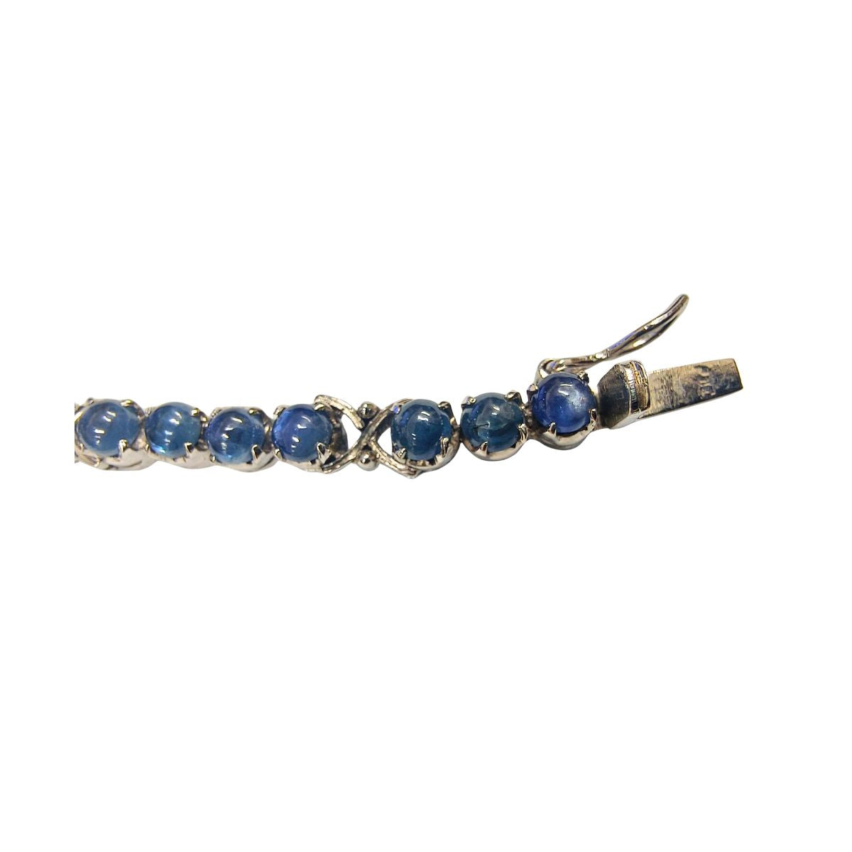 Elegant Blue Sapphire Cabochon Bracelet