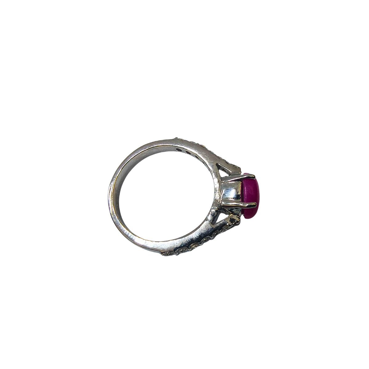 Oval Lundi Star & Lab Diamond Ring