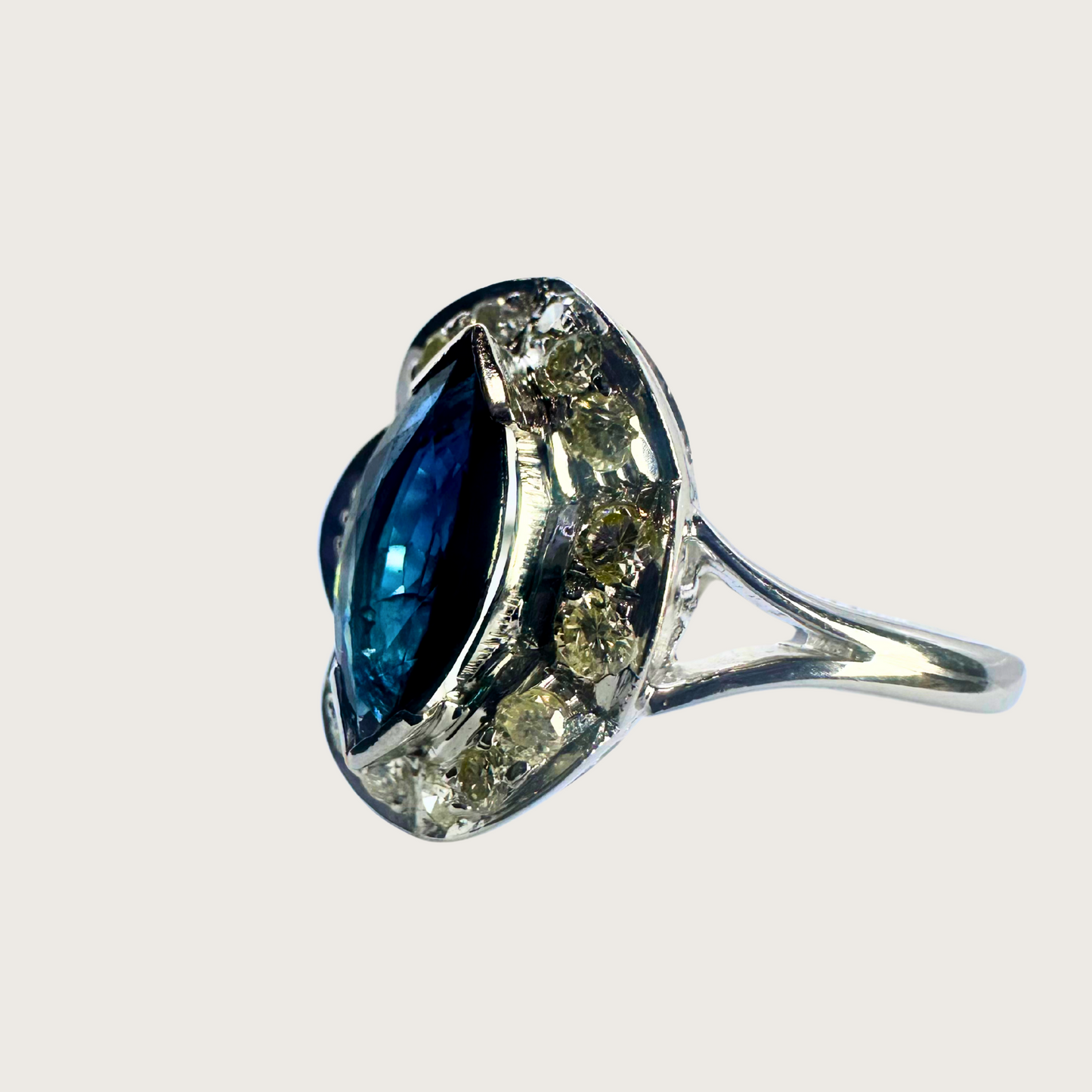 SGR-125 Sapphire and Diamond Ring in 14K White Gold (1 Marquise Sapphire, 16 Round Diamonds)