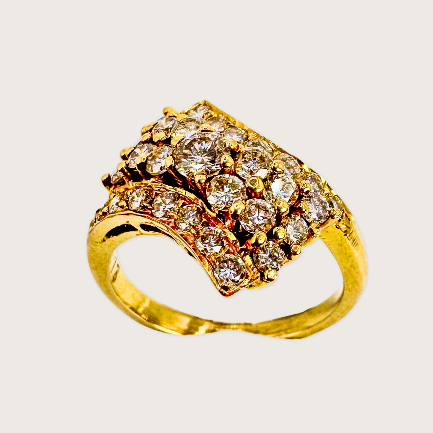 Cascading Brilliance – Multi-Diamond Cluster Ring in 18K Gold
