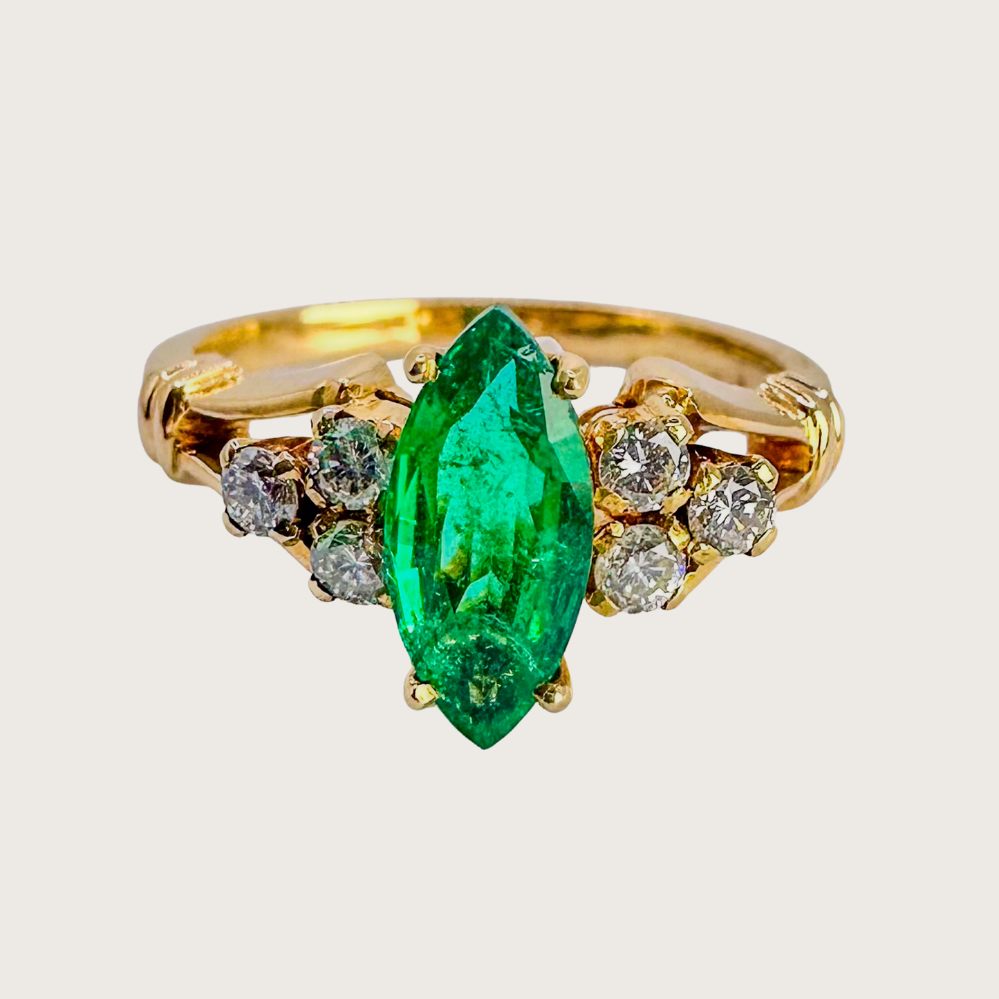 Marquise Enchantment – Emerald & Diamond Ring in 18K Gold