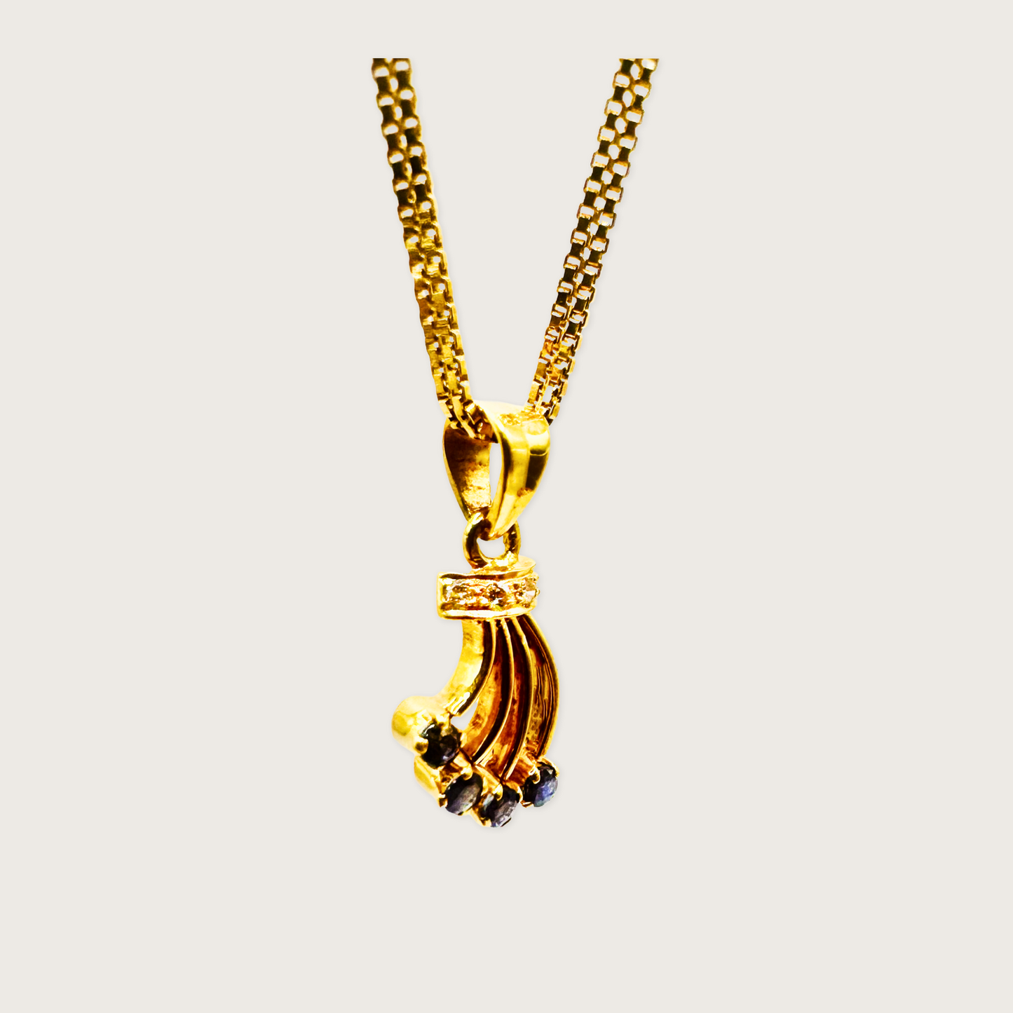 Radiant Fountain – 18K Gold Sapphire & Diamond Pendant