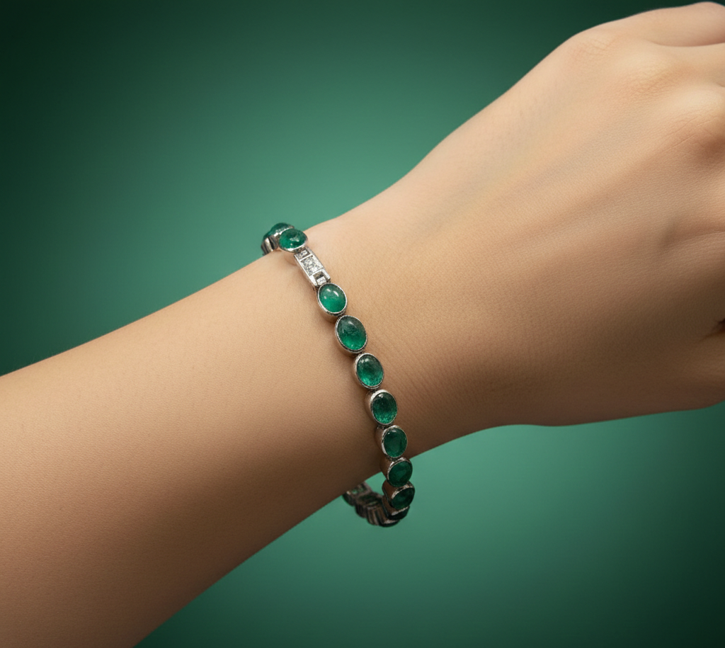 Emerald Radiance Bracelet with Zircon Accents